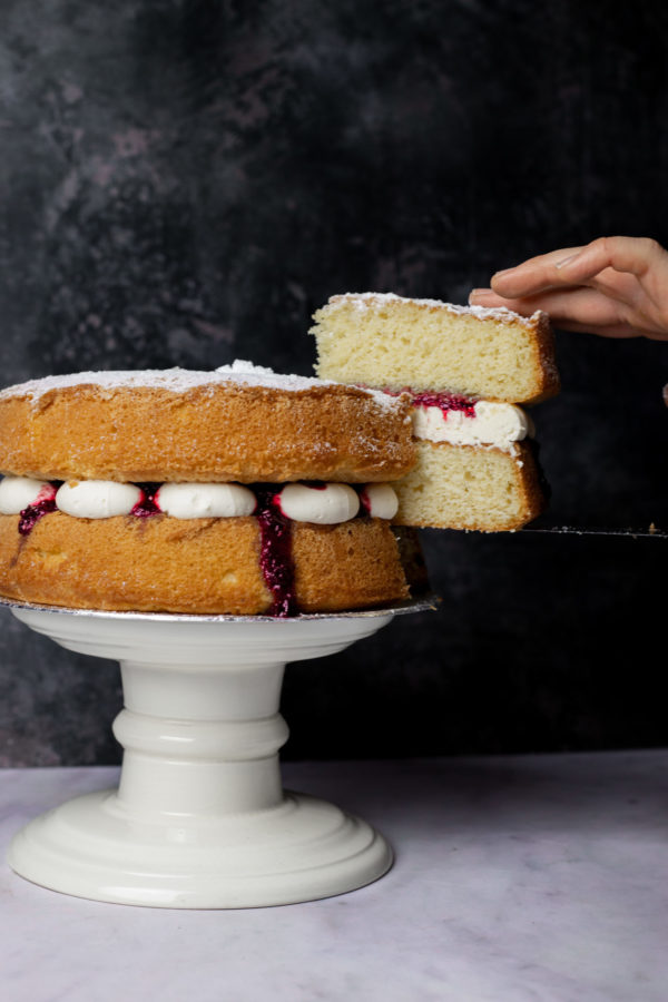 Victoria Sandwich Cake - Image 2